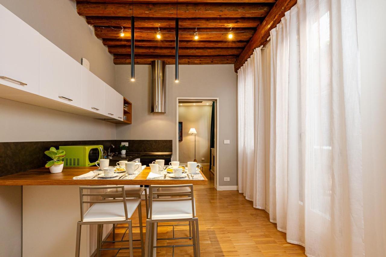 Fraivolti Apartment Венеція Екстер'єр фото